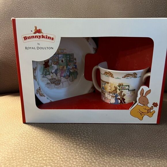 Bunnykins by royal doulton kids dinning set NEW - Picture 5 of 5